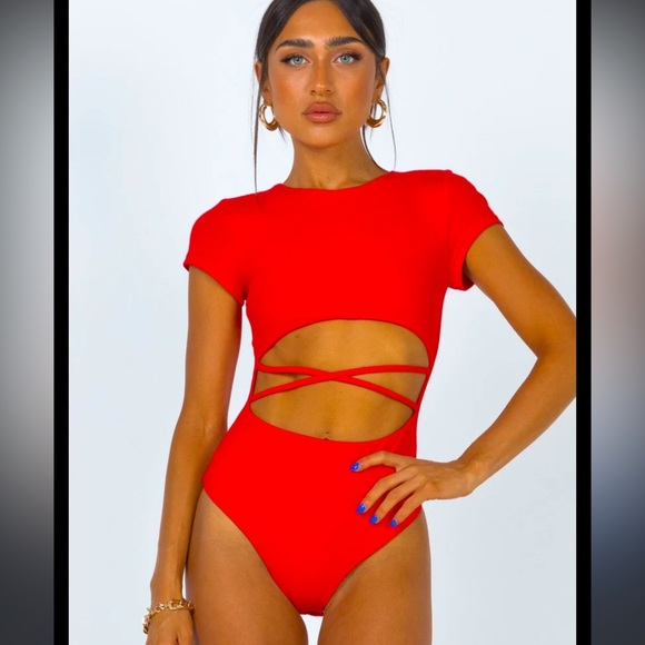 Nicola Bodysuit princess Polly sz 8 $78 cutout Spring party red boho beach - Picture 1 of 4